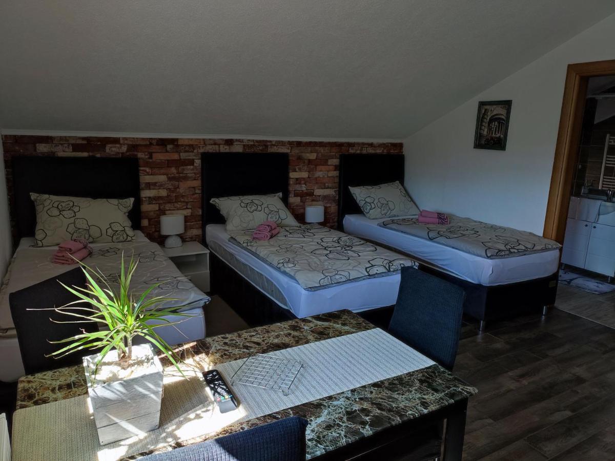 Apartman Toni Gracac  Ngoại thất bức ảnh