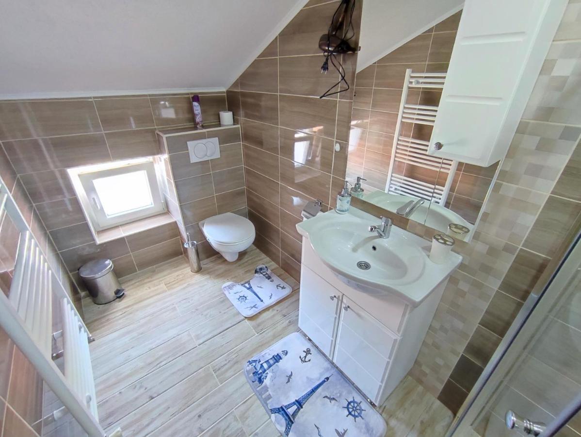 Apartman Toni Gracac  Ngoại thất bức ảnh