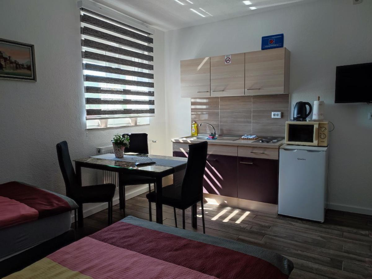 Apartman Toni Gracac  Ngoại thất bức ảnh