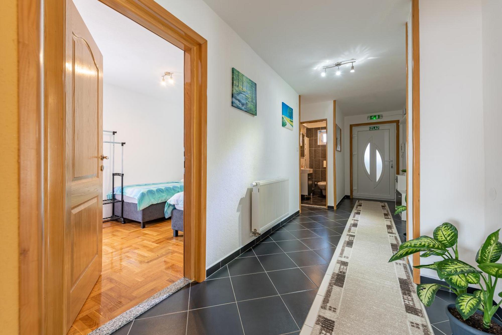 Apartman Toni Gracac  Ngoại thất bức ảnh